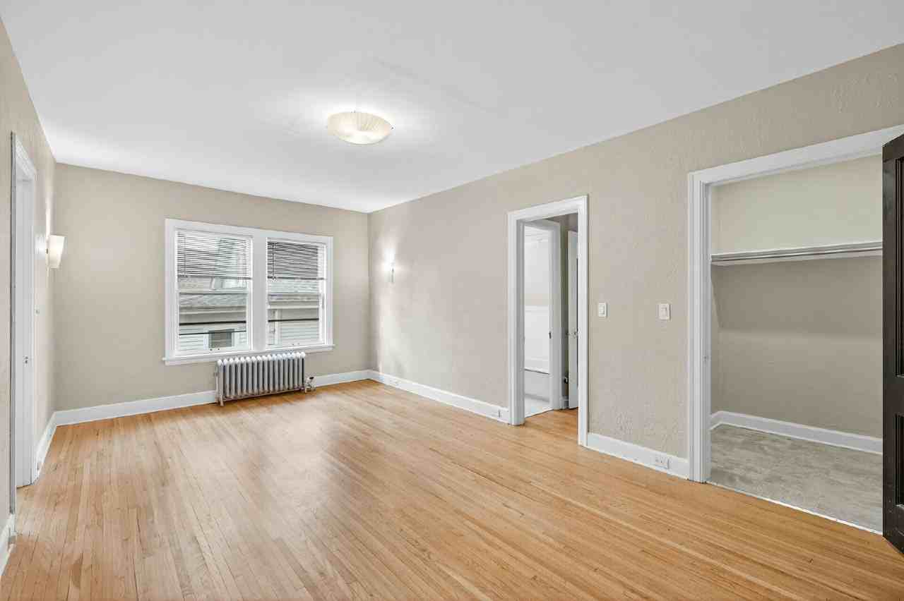 2103 Harriet Ave #301 - Photo 3 of 17