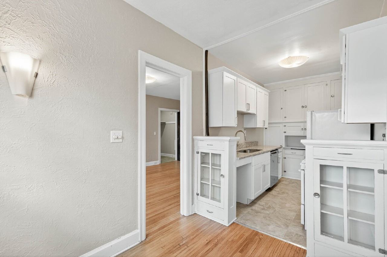 2103 Harriet Ave #301 - Photo 6 of 17