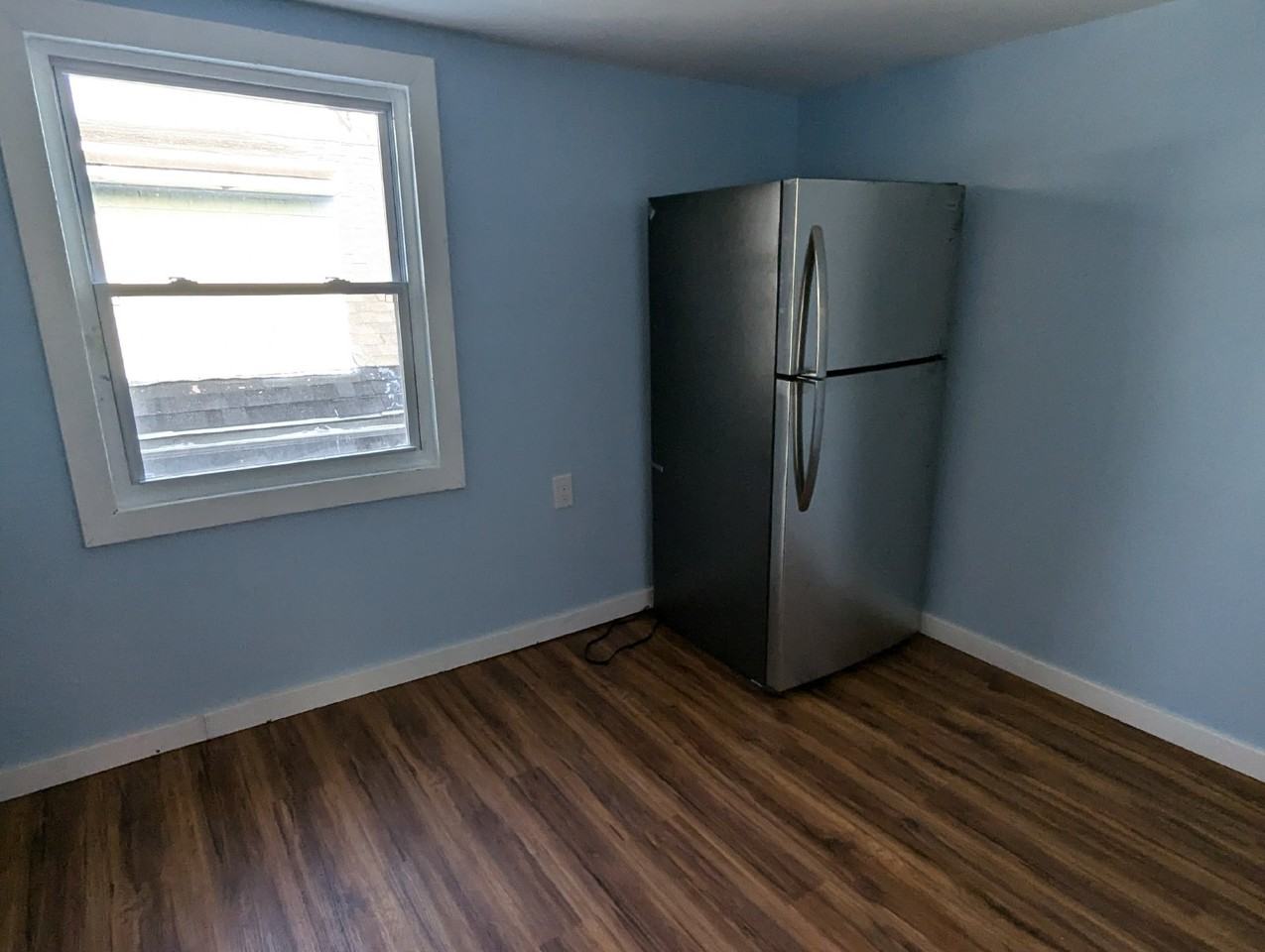 128 Poultney Ave - Photo 4 of 14