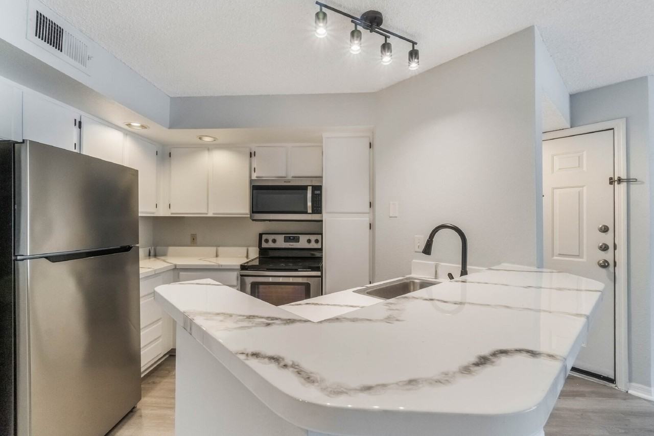 4532 Commander Dr #2115 - Photo 5 of 23