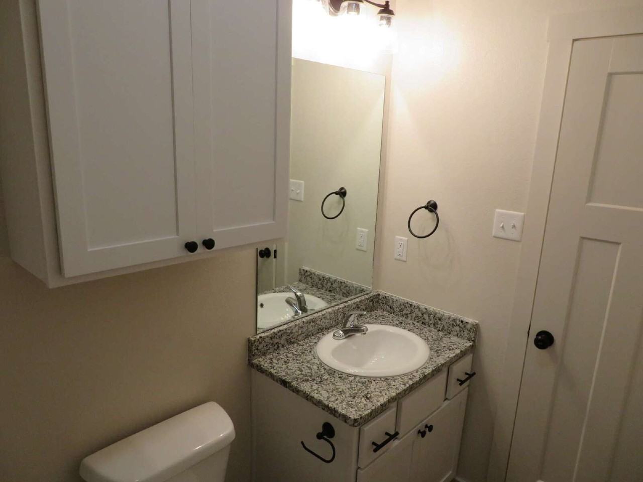 2115 9th St - Photo 7 of 16