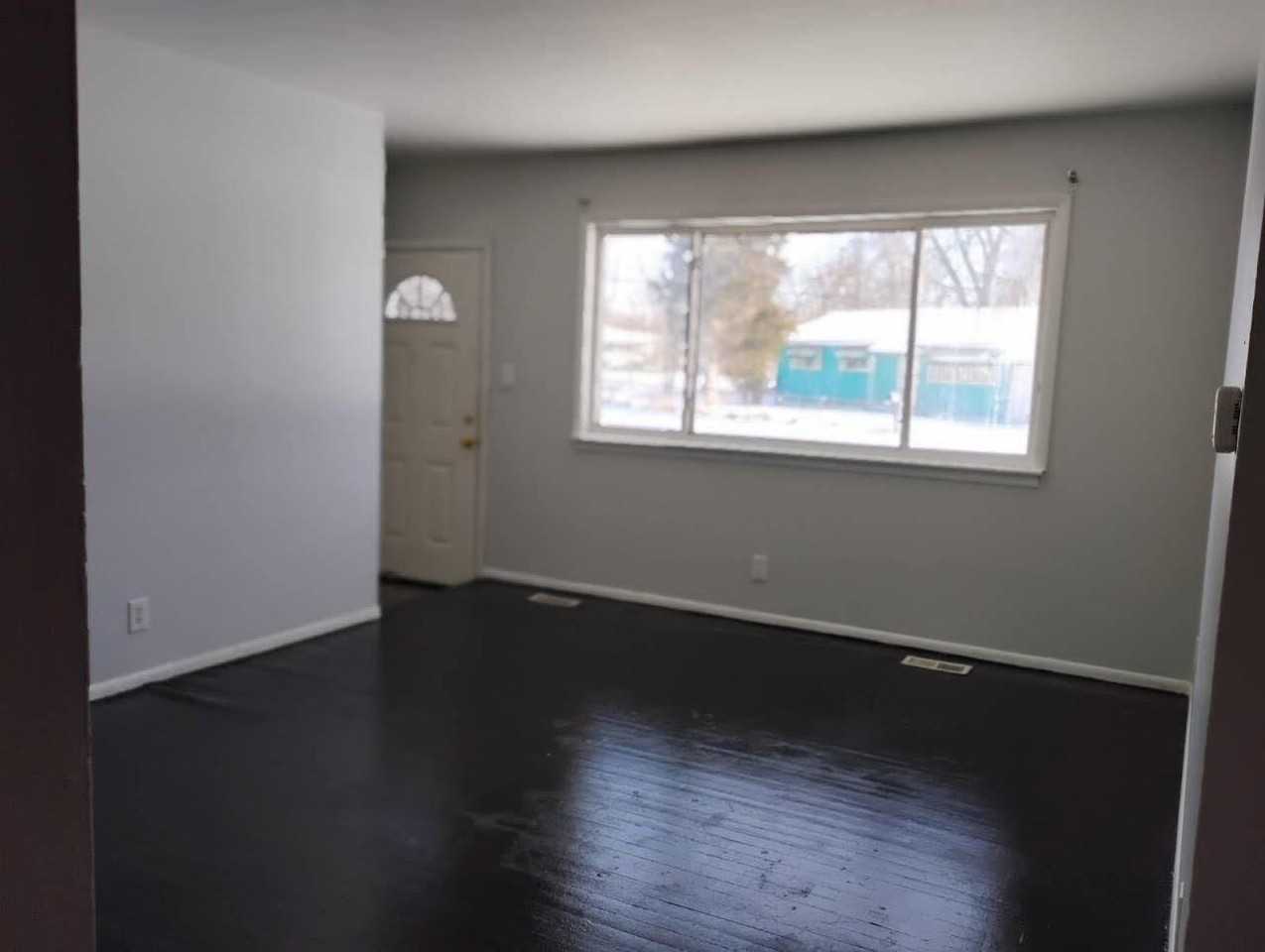 5509 Farmhill Rd - Photo 2 of 8