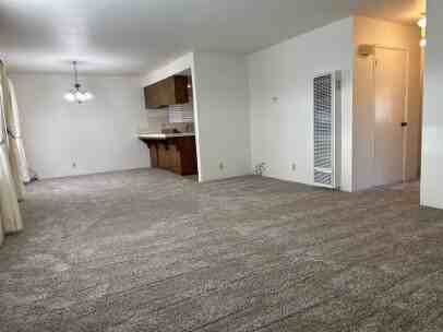 435 Stimson Ave Apt C - Photo 6 of 16