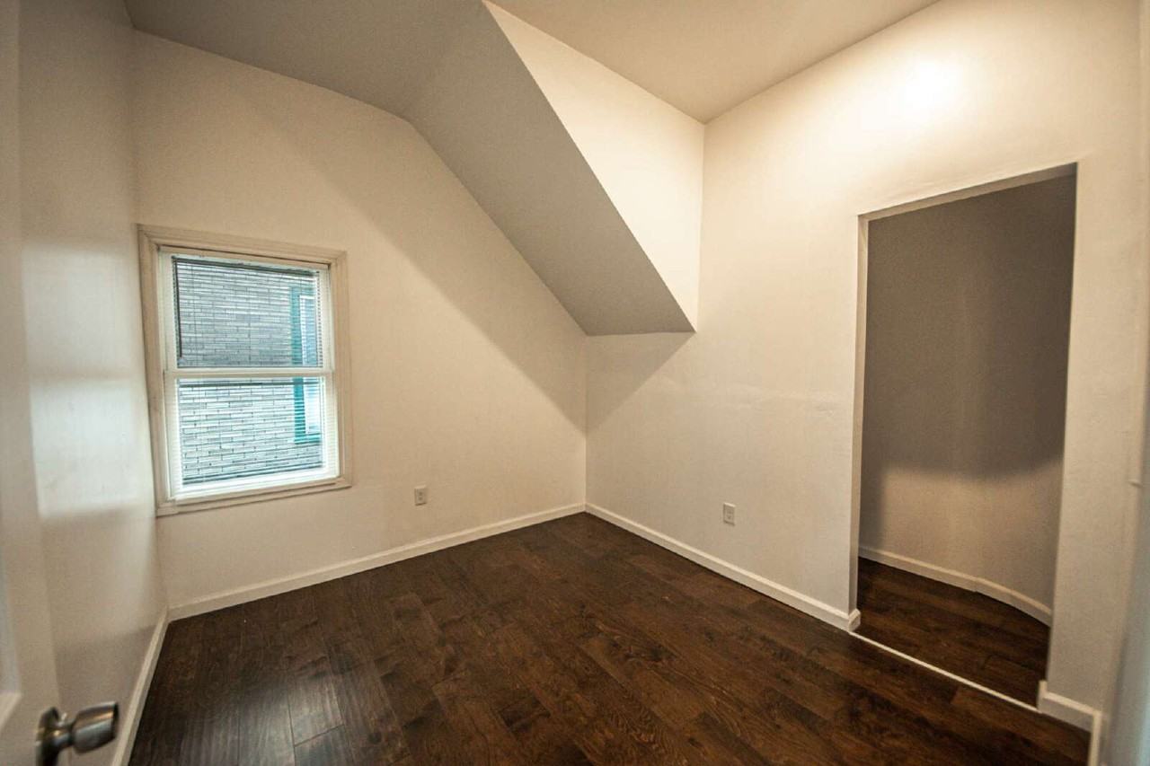 392 Fargo Ave #1LOWER - Photo 5 of 12