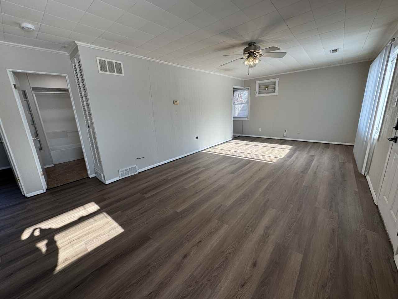 19 Fox Ct - Photo 2 of 14