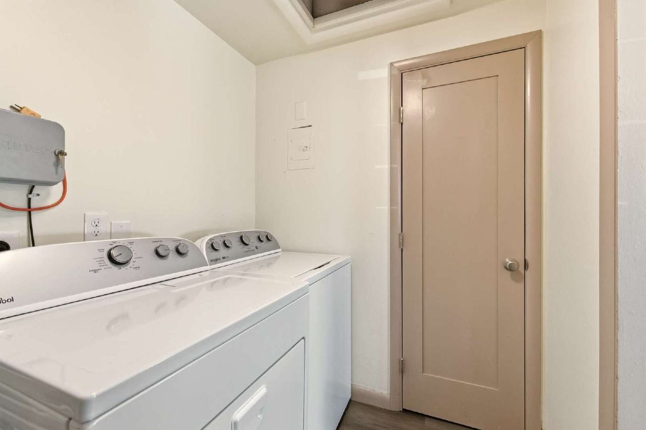 5104 E 33rd Ave - Photo 7 of 15