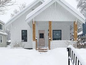 878 18th Ave Se - Photo 1 of 1