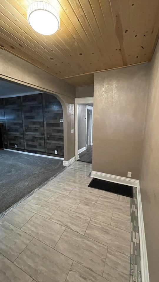 247 Cedar Ave #1 - Photo 6 of 44