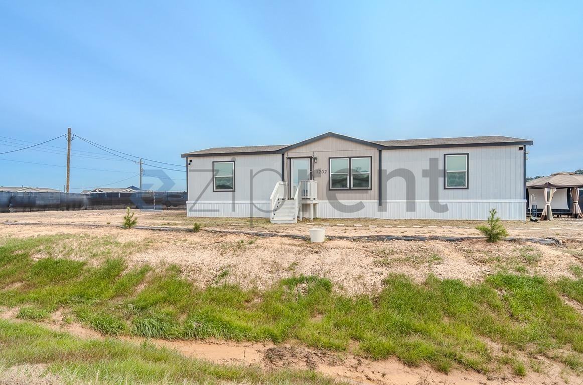 1202 Long Leaf Pine St - Photo 2 of 30