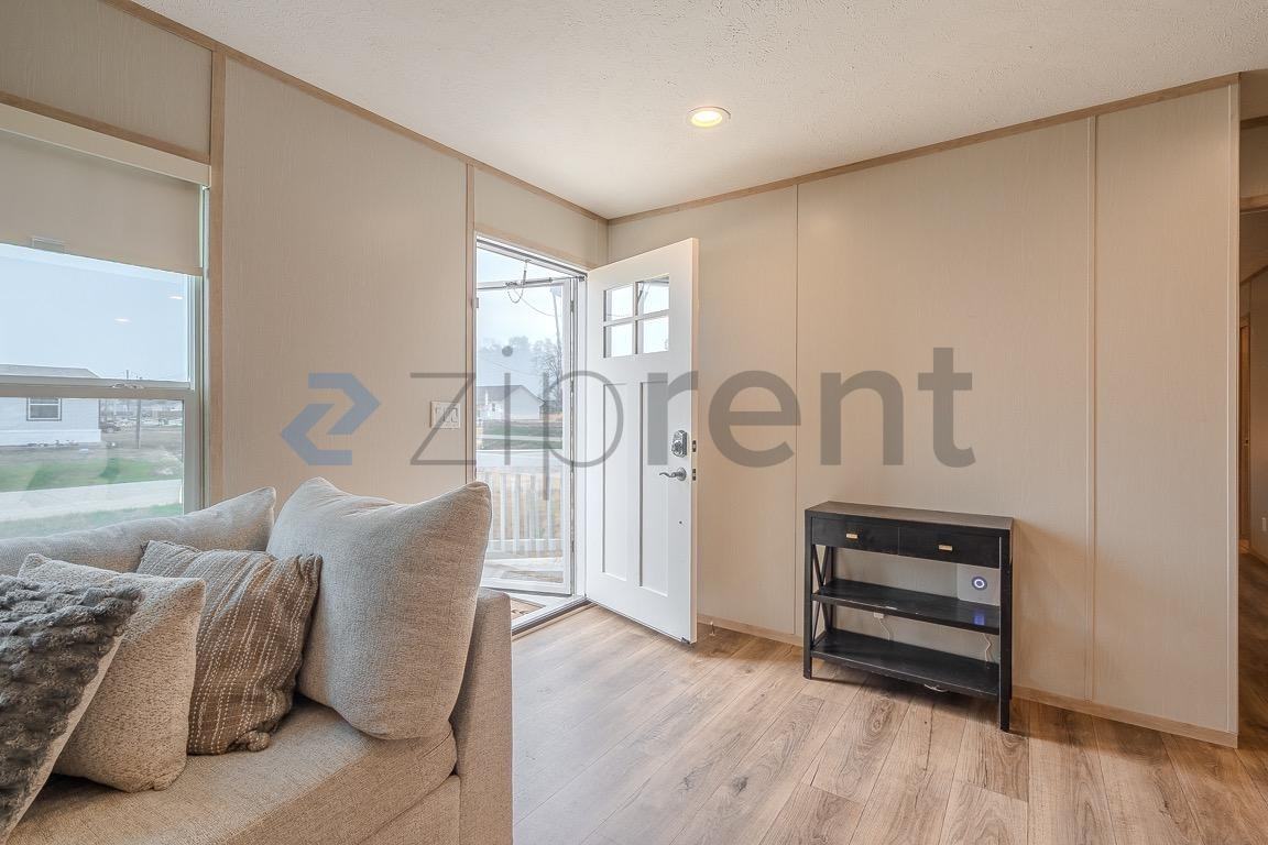 1202 Long Leaf Pine St - Photo 5 of 30