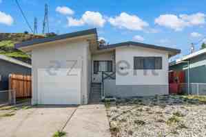 featured image of 161 Pecks Ln