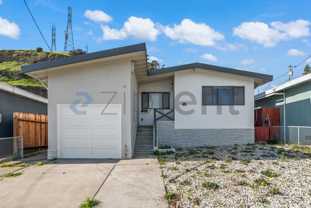 161 Pecks Ln - Photo 1 of 1