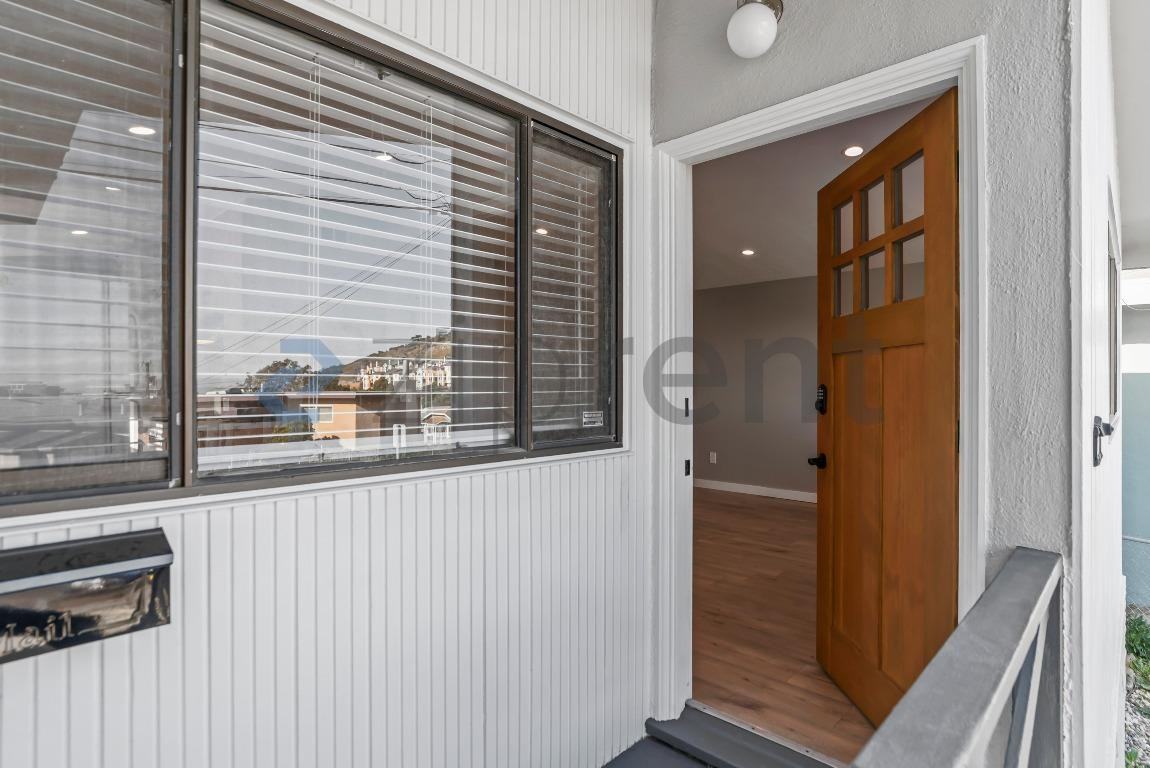 161 Pecks Ln - Photo 4 of 23