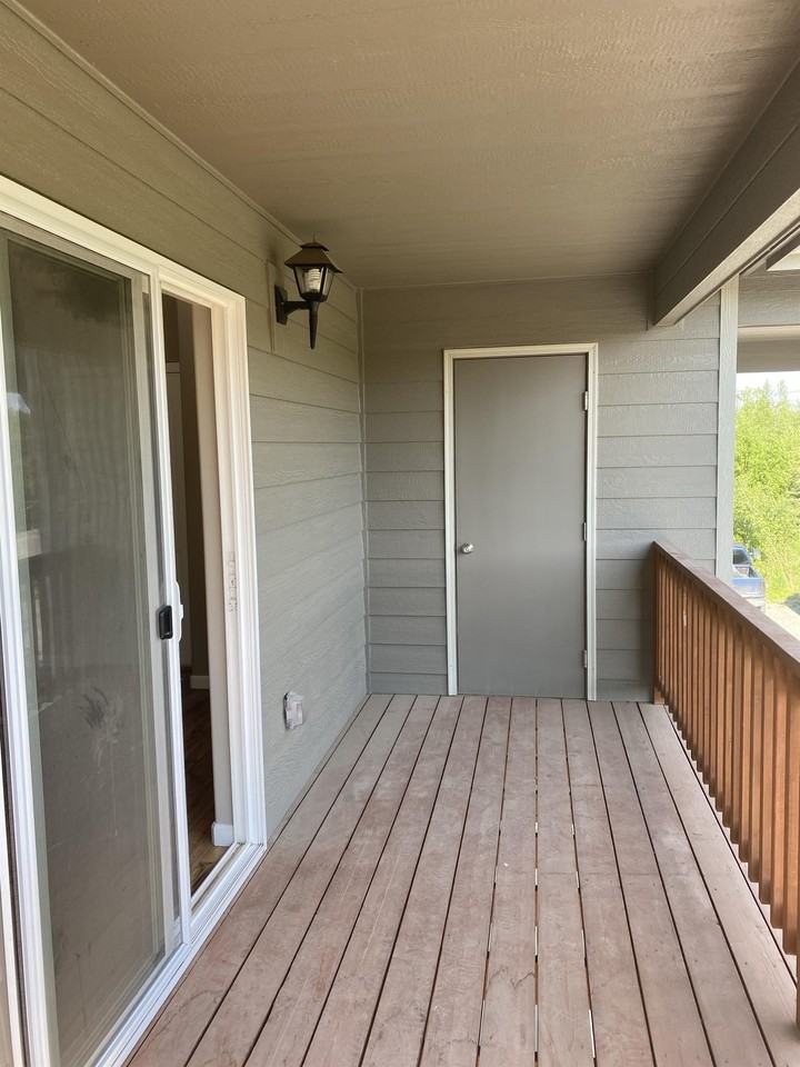 8545 W Lynnette Dr #4 - Photo 2 of 11
