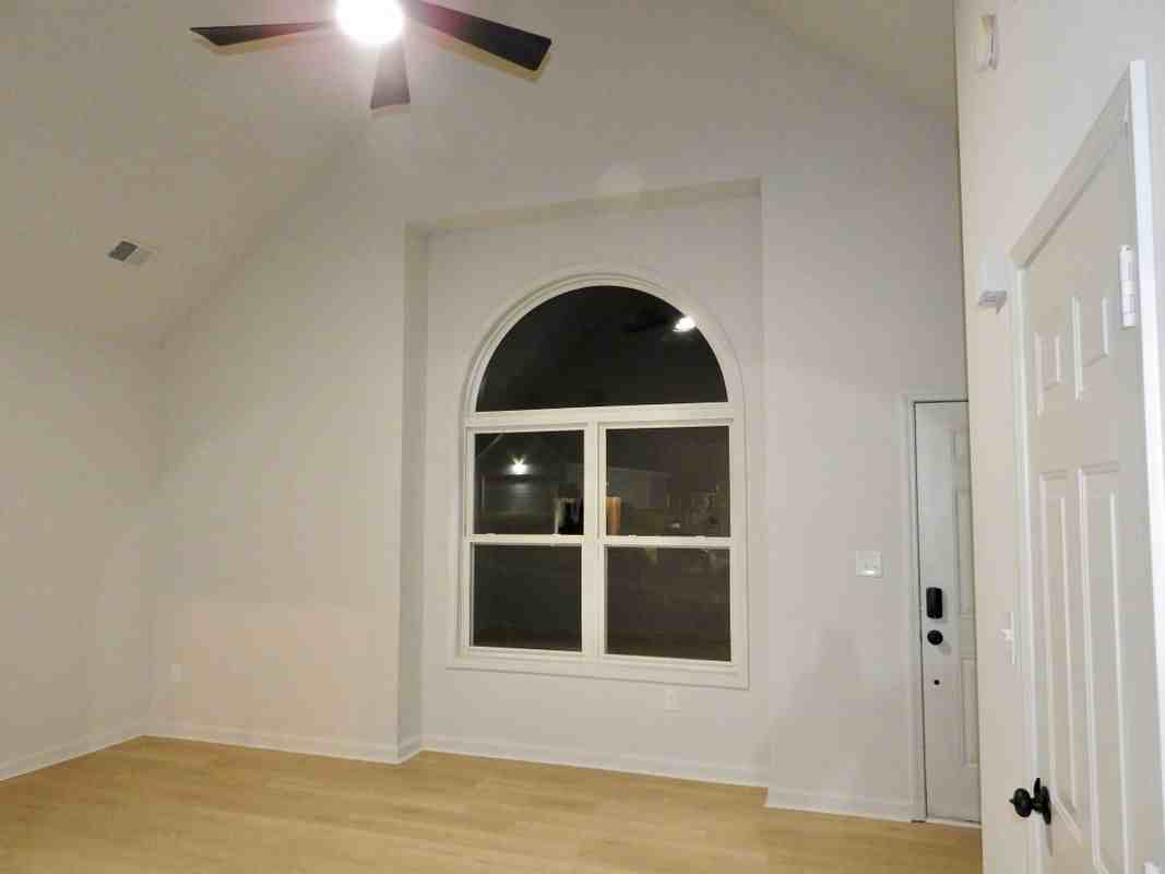 101 Rampart St - Photo 6 of 24