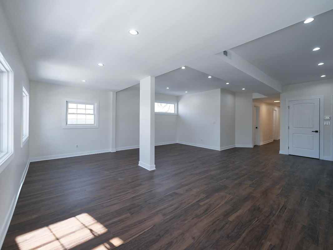 149 N Waller Ave ##2 - Photo 4 of 25