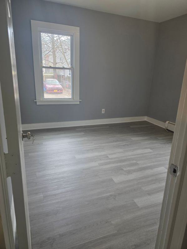 68 Bassett St ##1fl - Photo 7 of 12