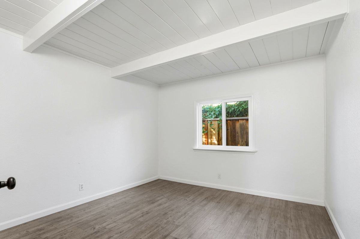 10311 Ryan St - Photo 2 of 30