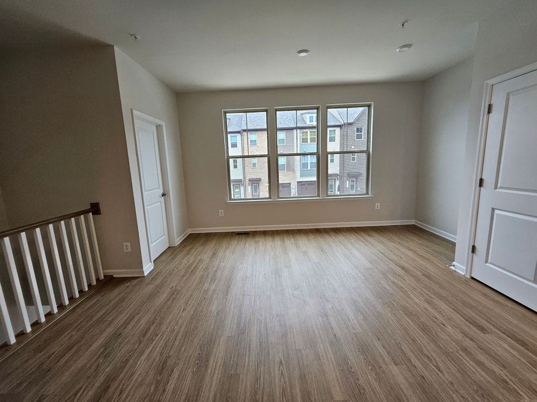 16913 Saint Marion Way - Photo 2 of 28