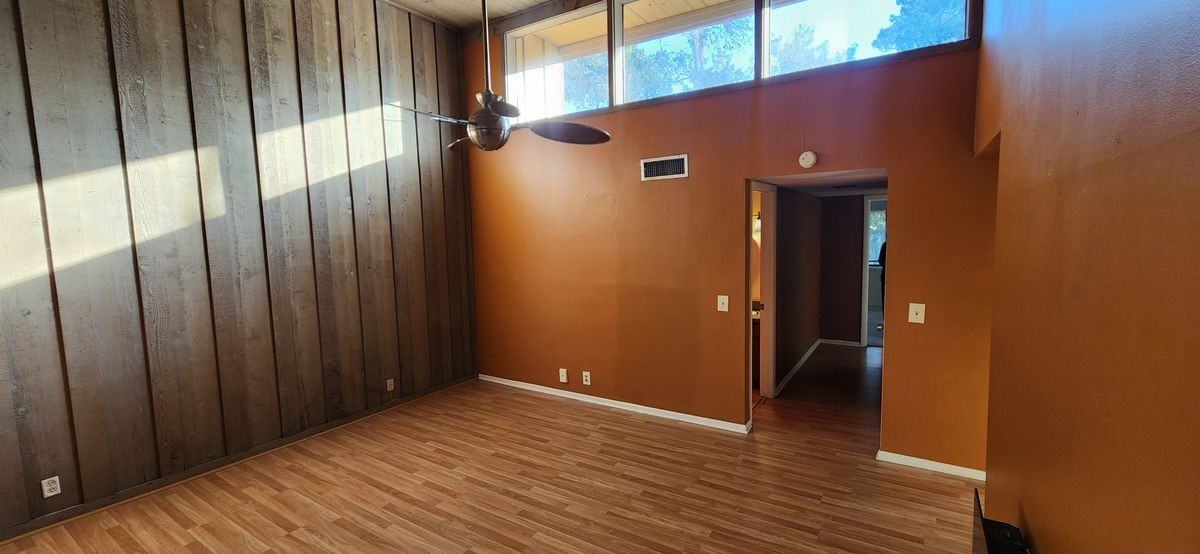 223 Crown Oaks Way - Photo 6 of 13