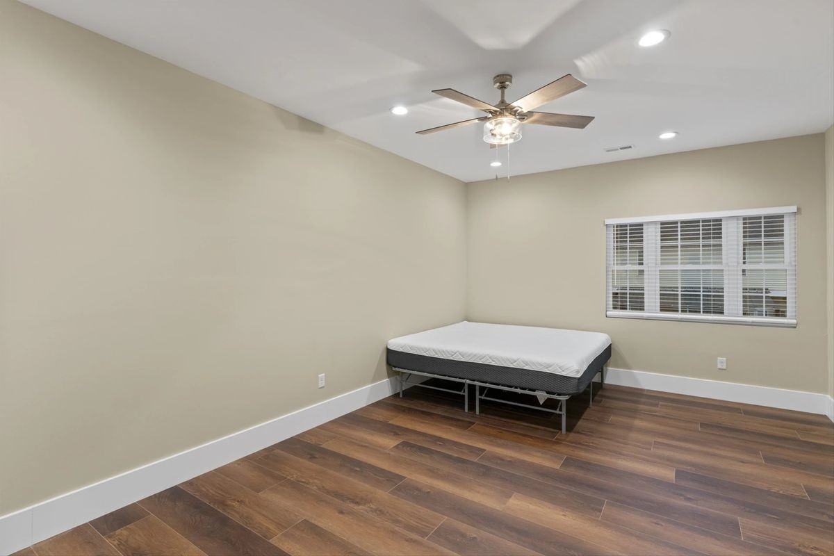 5424 Delmar Blvd - Photo 3 of 26