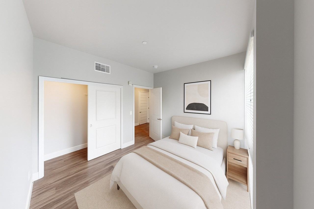 Capitol Towers - Photo 7 of 28