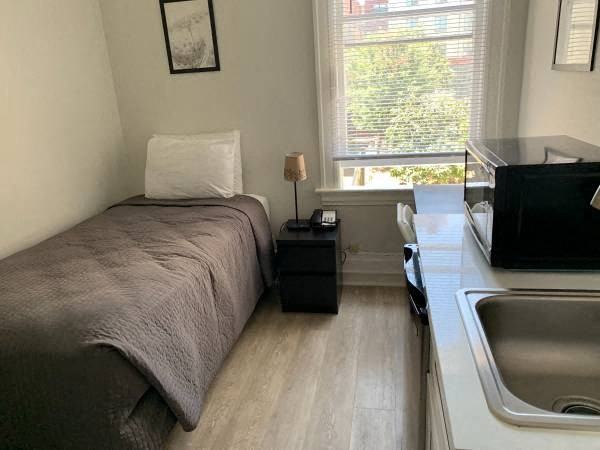 North Beach Hotel - Photo 3 of 15