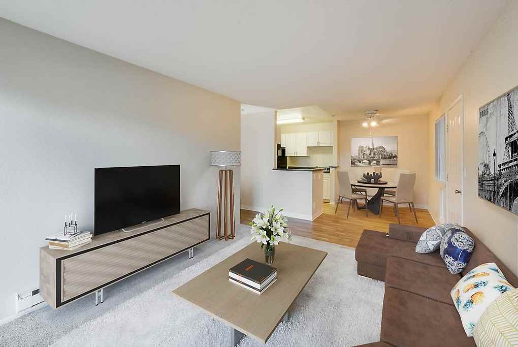 Bridgeport - Photo 7 of 36