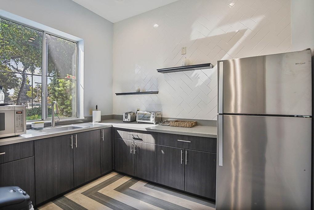 City Centre - Photo 6 of 50