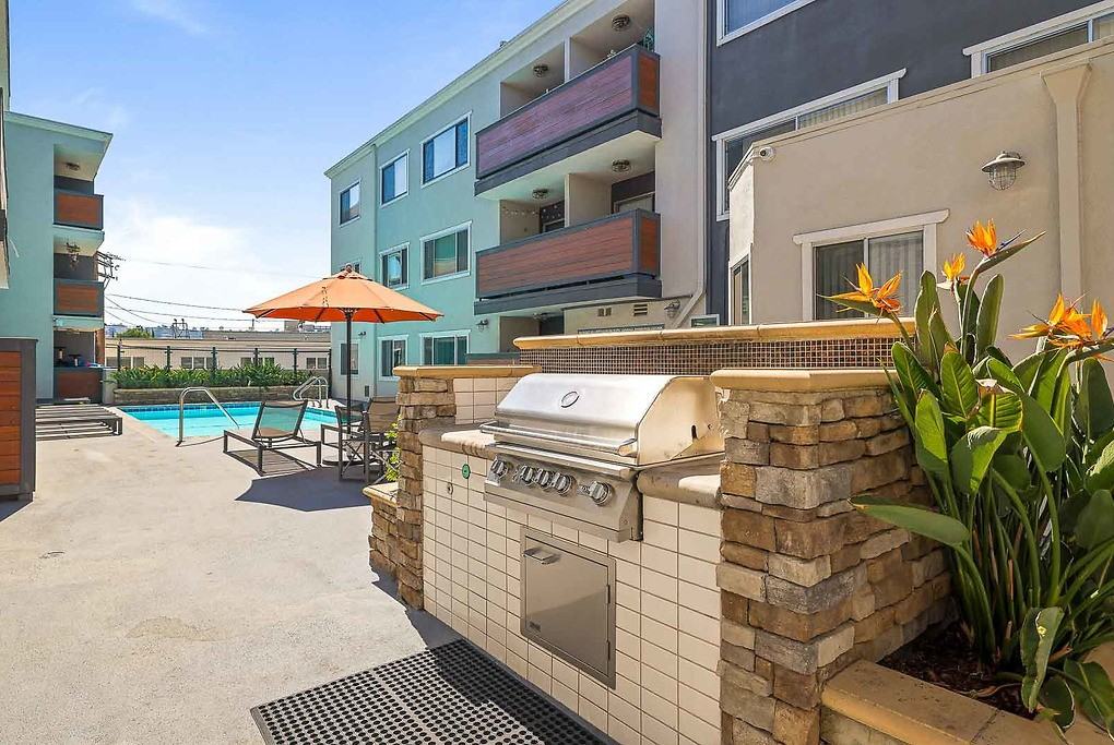 The Village at Toluca Lake - Photo 6 of 41