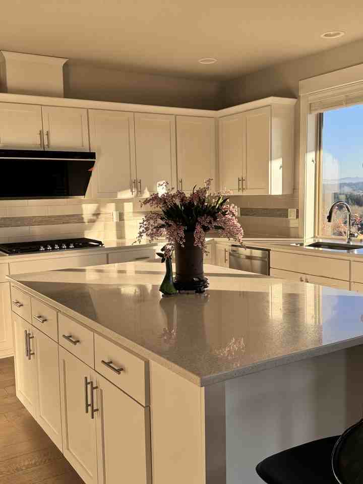 12050 Sw Autumnview St #NA - Photo 2 of 20