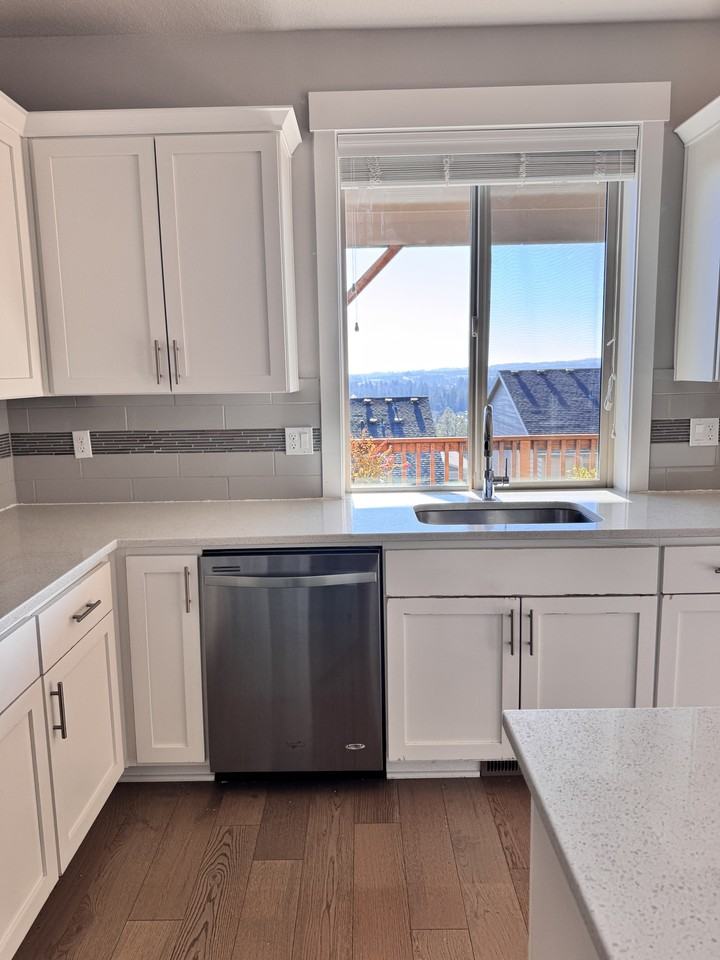 12050 Sw Autumnview St #NA - Photo 5 of 20