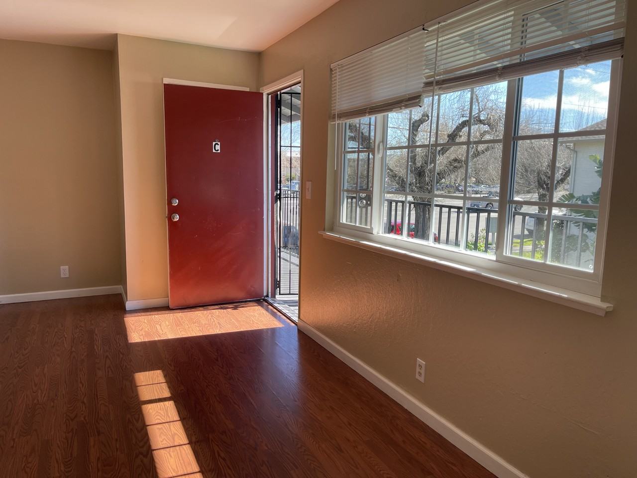 5745 Almaden Rd #C - Photo 3 of 10