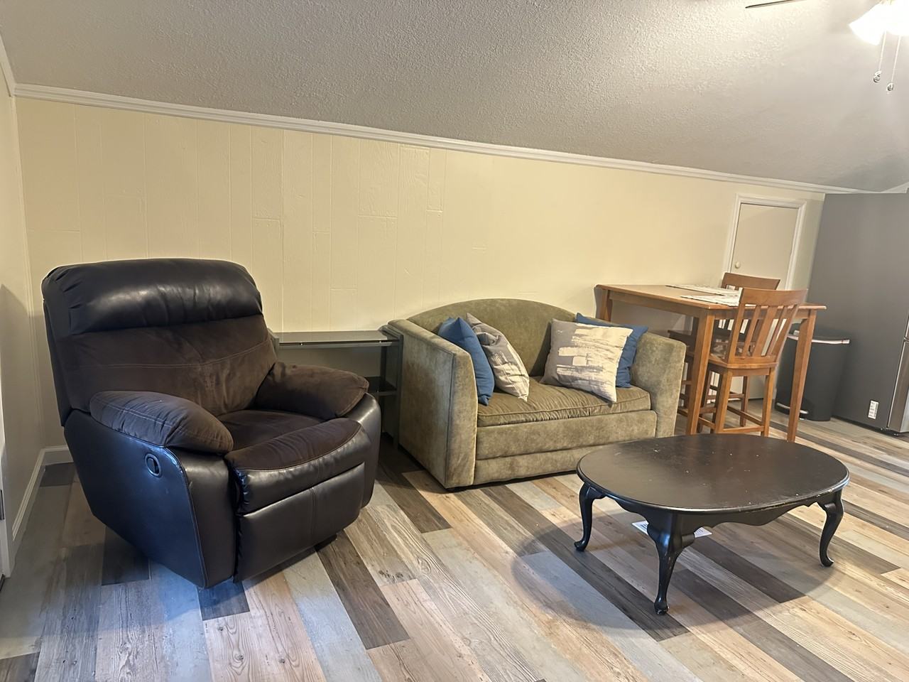 320 Holly Knowe Rd #1 - Photo 2 of 7