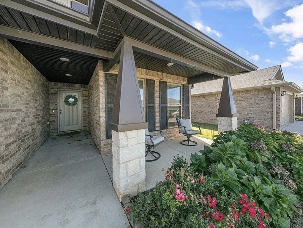 424 Nw 59 Ave #NA - Photo 2 of 16