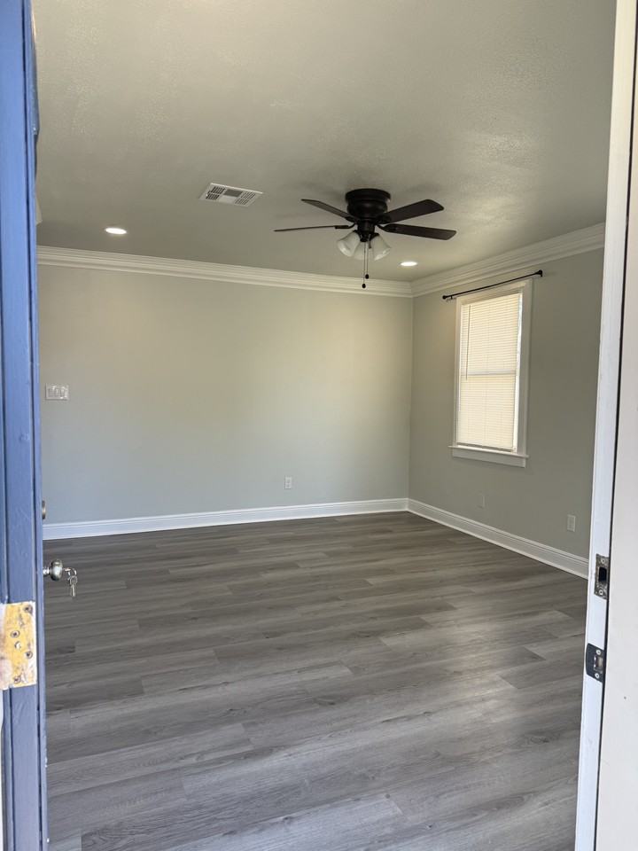 1600 Maryland Ave #NA - Photo 6 of 12