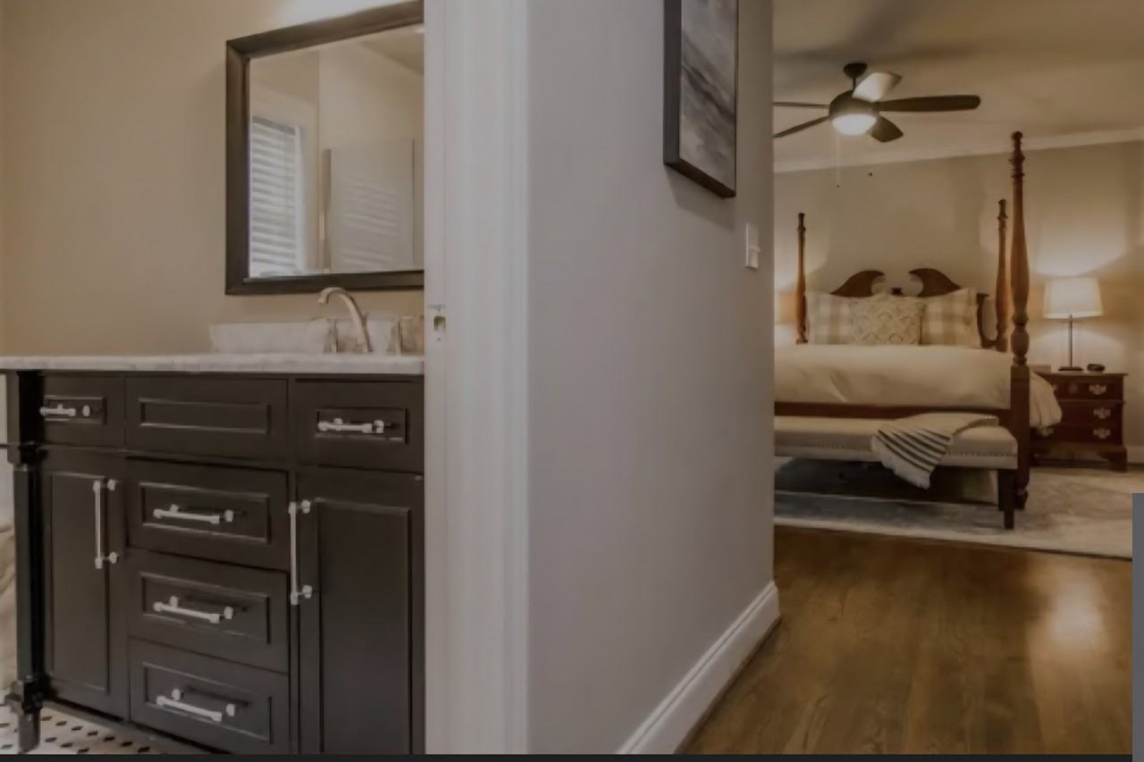 100 Oakwood St Nw #NA - Photo 3 of 7