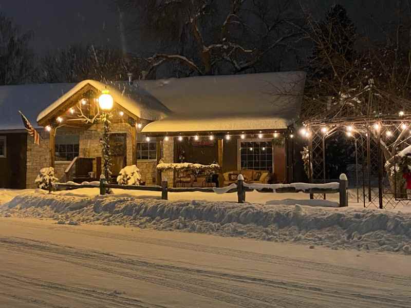 541 Cannon St - Photo 2 of 19