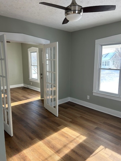 727 Inverness Ave - Photo 5 of 10