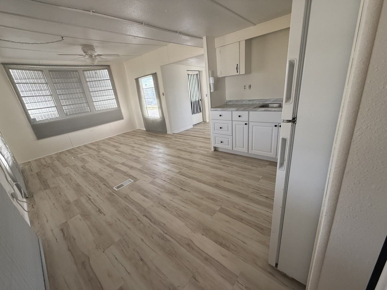 381 Jacaranda Cir #NA - Photo 5 of 19