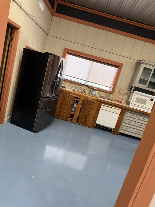 1603 W Market St - Photo 6 of 11