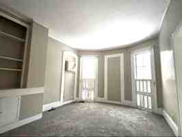 featured image of 155 E Main St