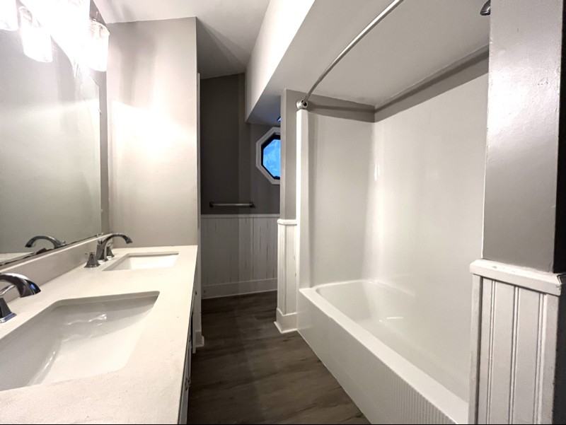 155 E Main St - Photo 4 of 6