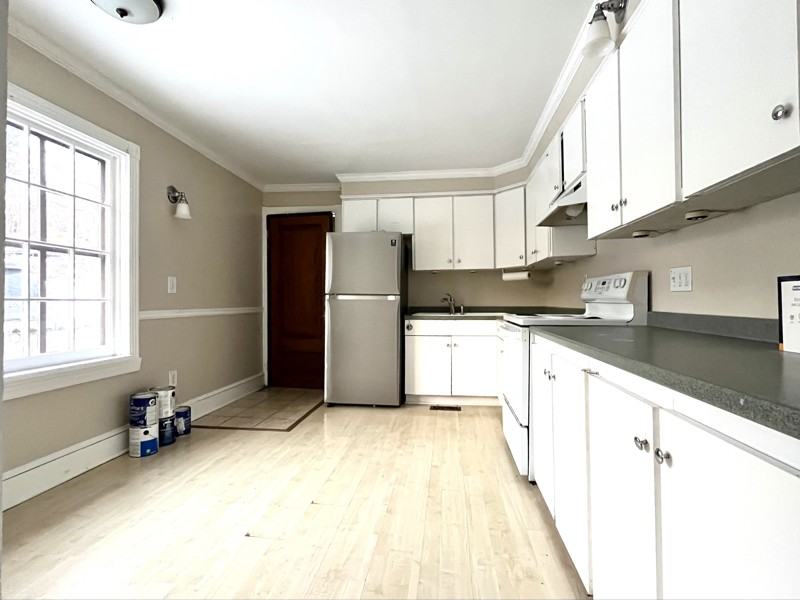 155 E Main St - Photo 5 of 6