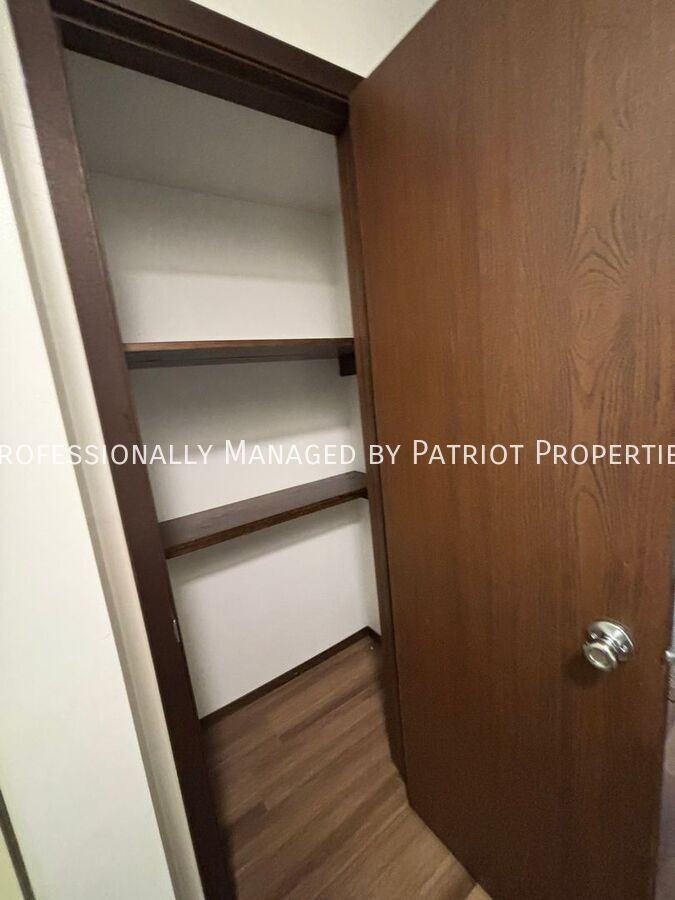 Hawkeye Apartments - Photo 3 of 18