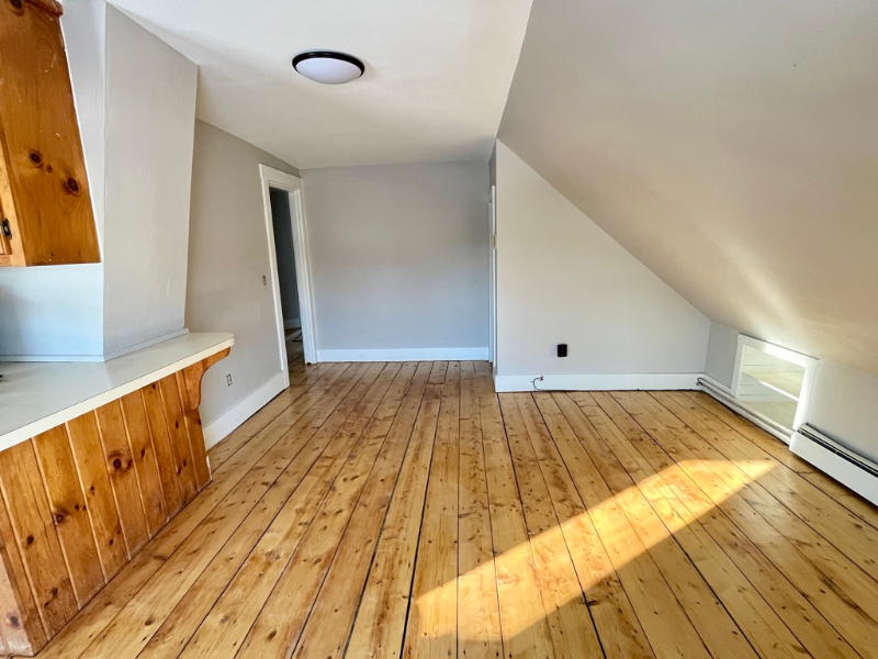 50 N Main St #4 - Photo 3 of 17