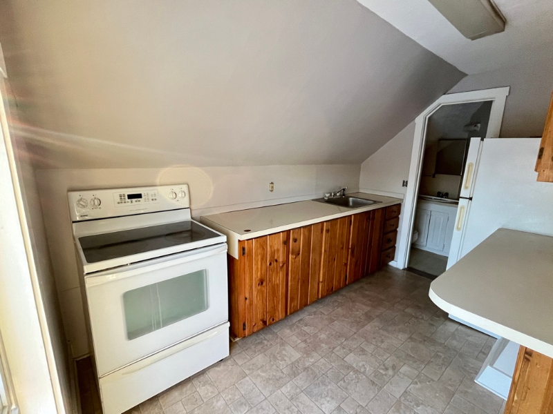 50 N Main St #4 - Photo 5 of 17