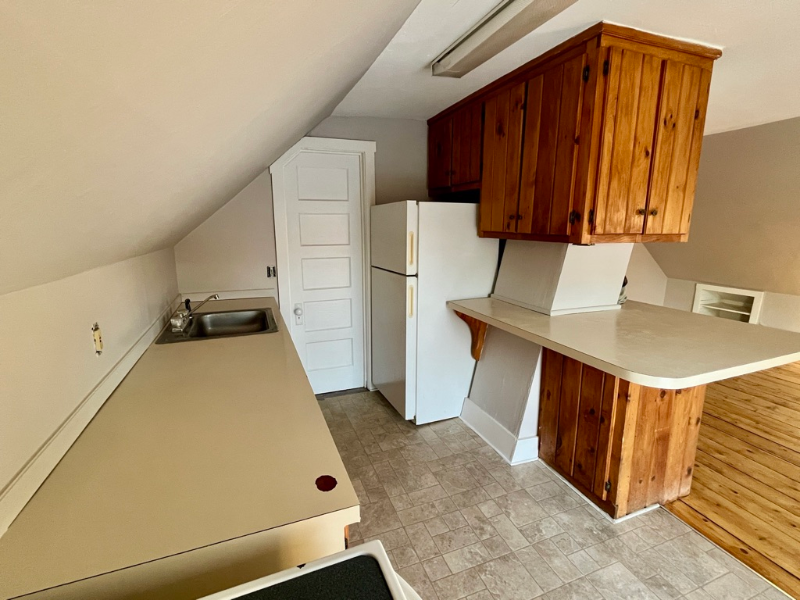 50 N Main St #4 - Photo 6 of 17