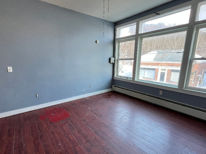 342 Main St #4 - Photo 2 of 10