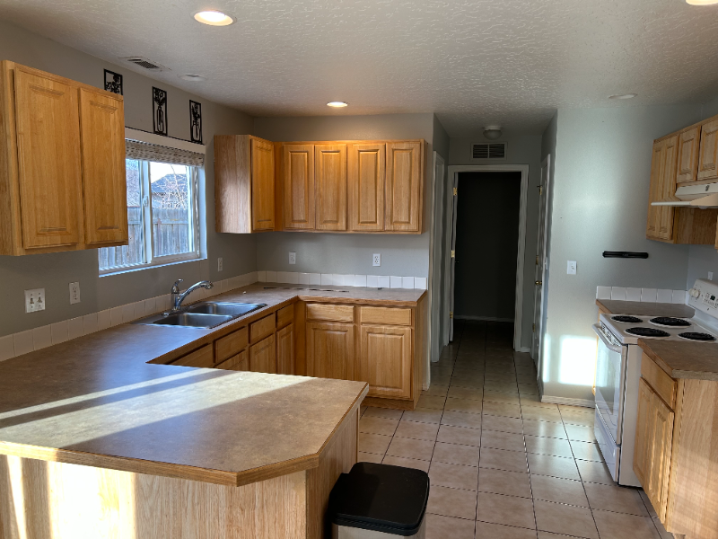 8063 E Wolcott Ct - Photo 2 of 7